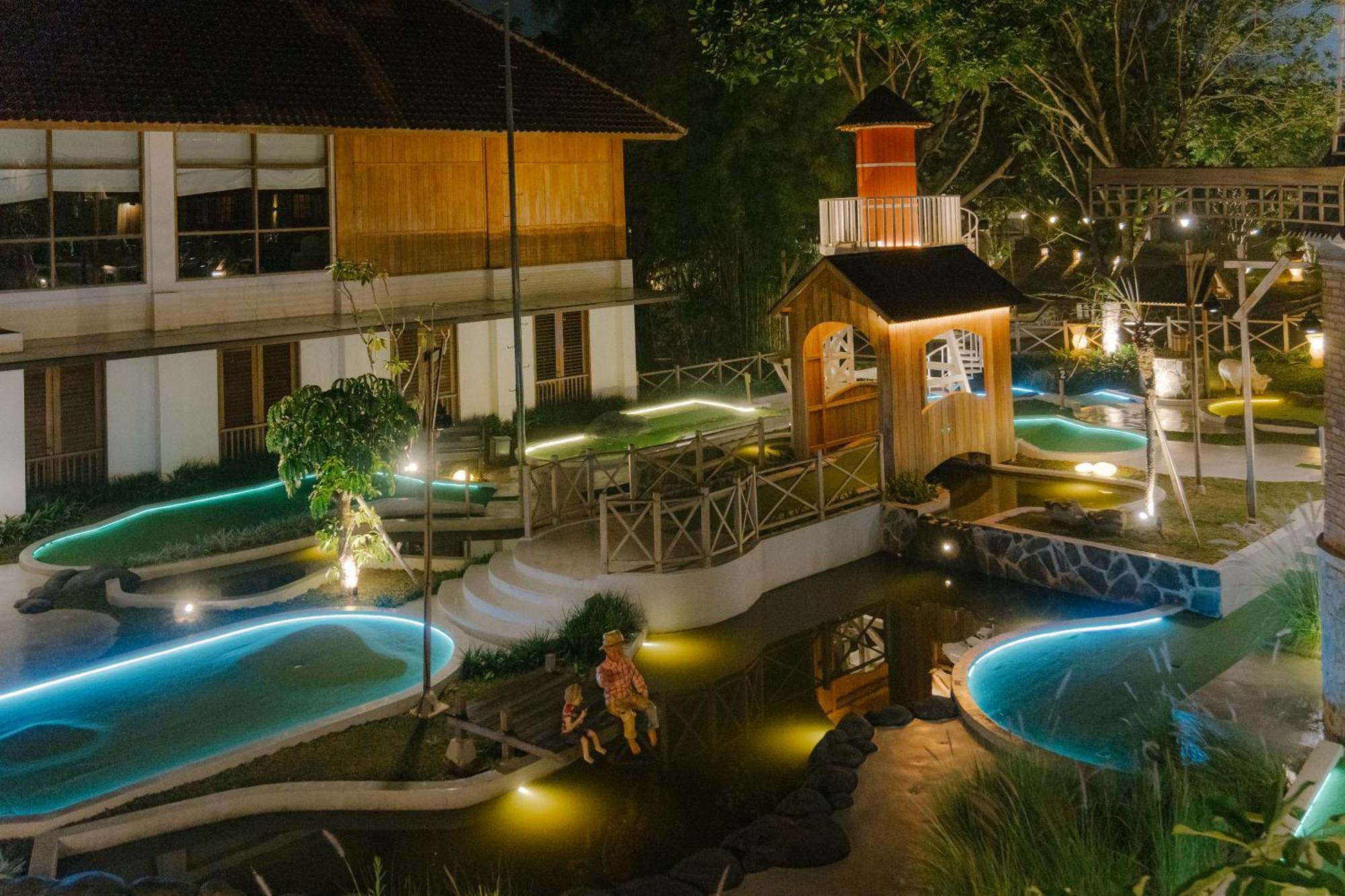 Novus Giri Resort & Spa Puncak Εξωτερικό φωτογραφία