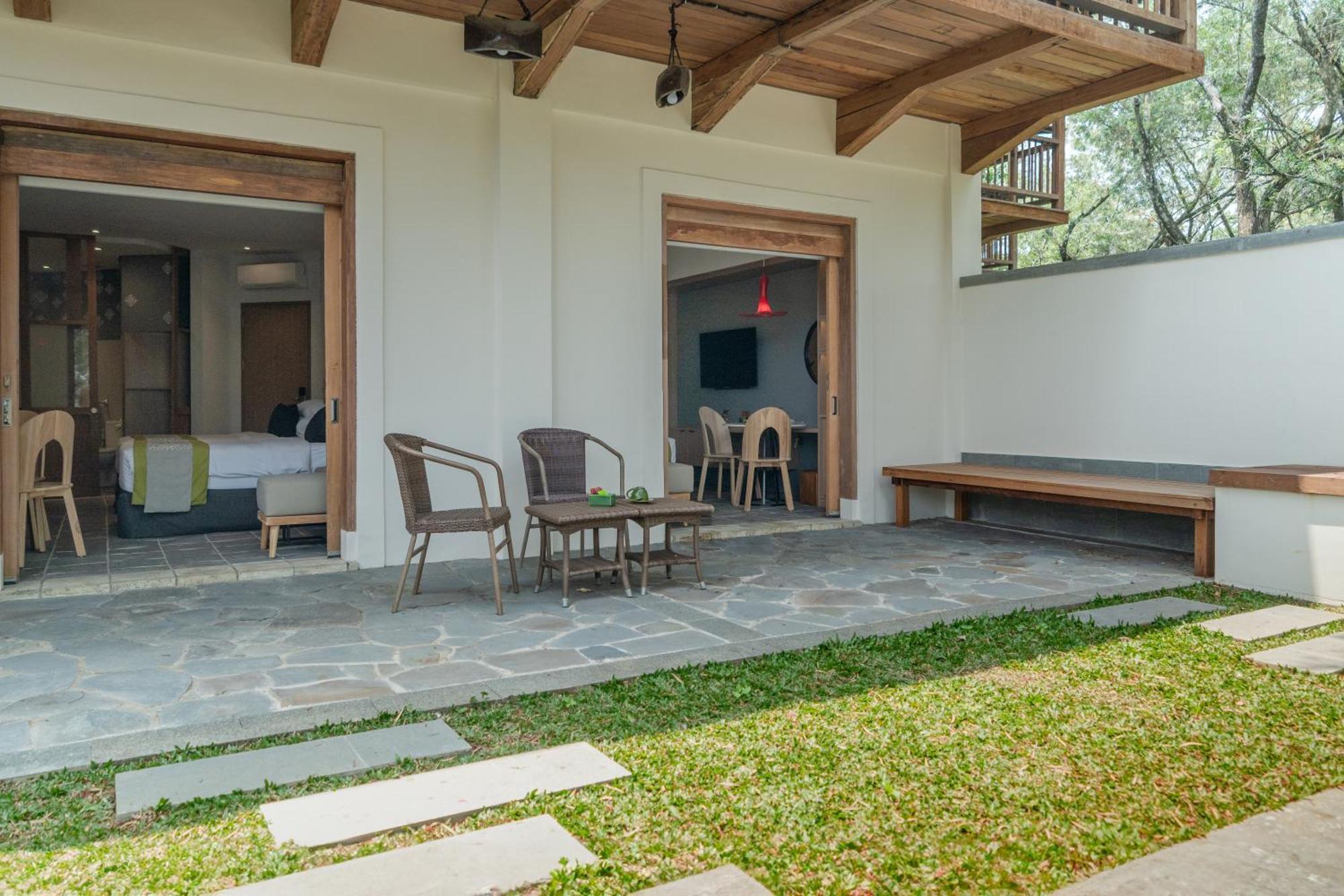 Novus Giri Resort & Spa Puncak Εξωτερικό φωτογραφία