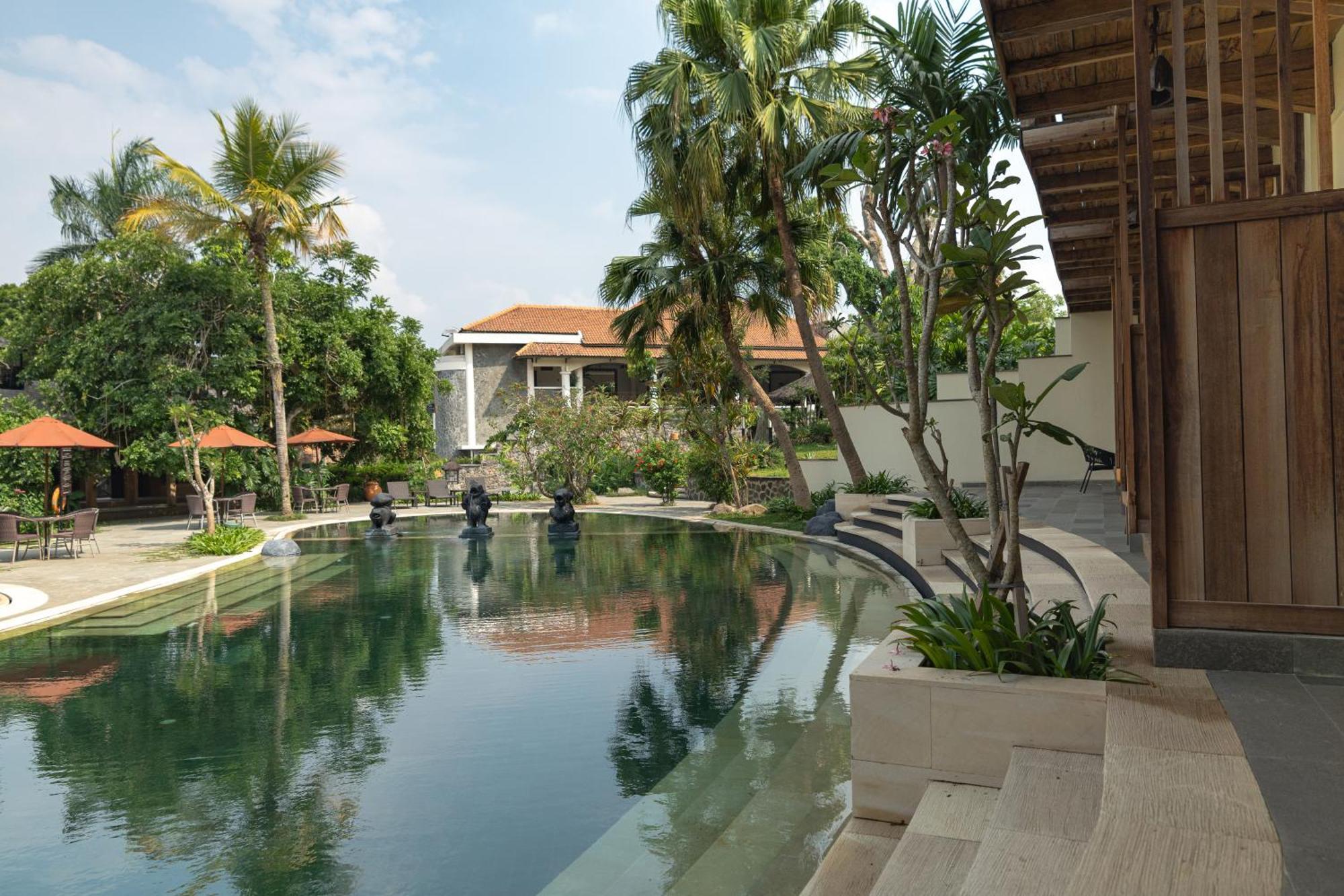 Novus Giri Resort & Spa Puncak Εξωτερικό φωτογραφία