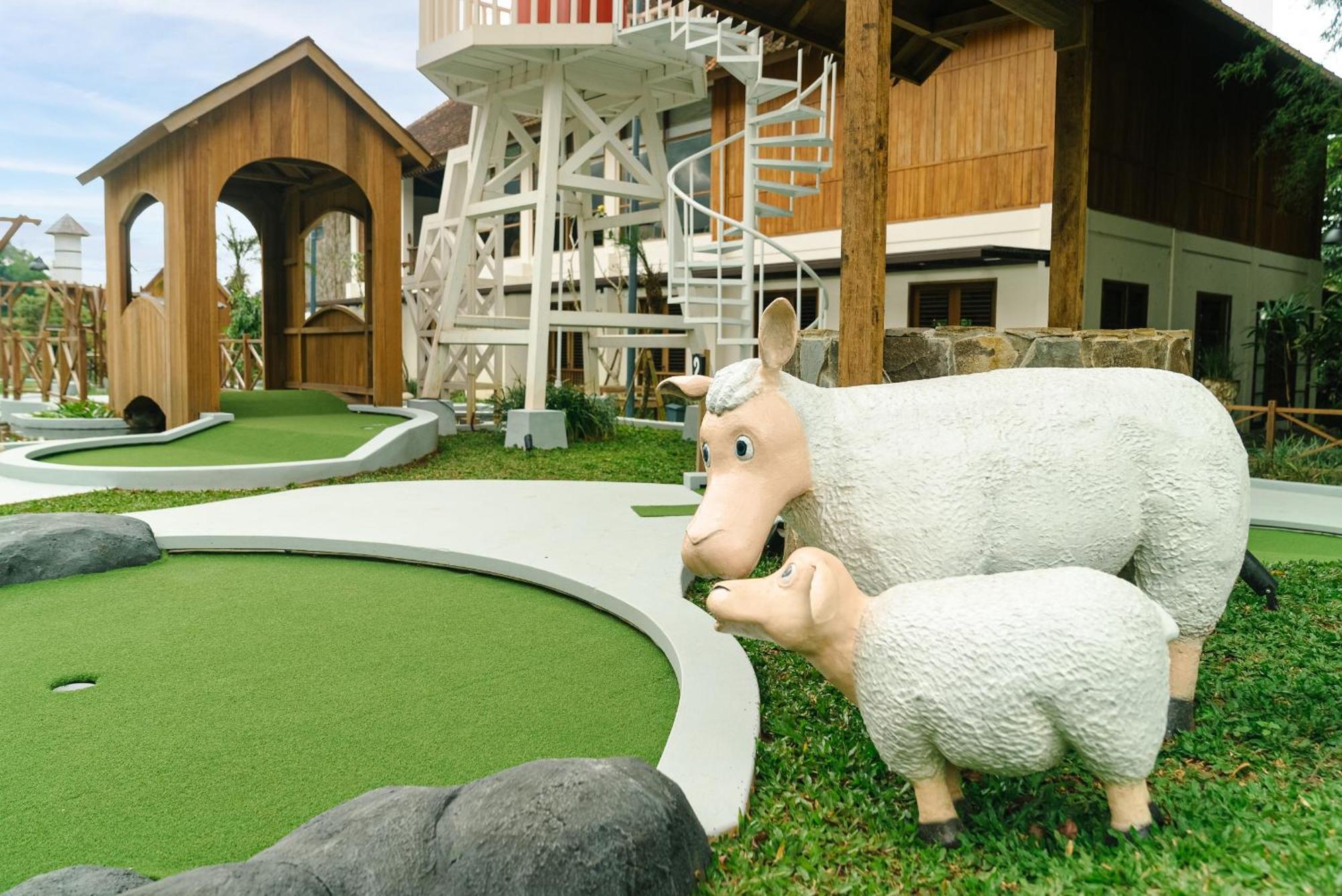 Novus Giri Resort & Spa Puncak Εξωτερικό φωτογραφία